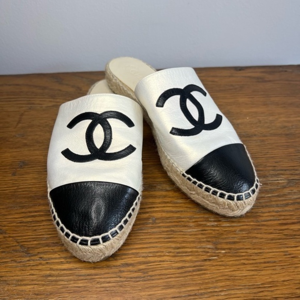 CHANEL Size 36 • CC Mule Espadrilles Leather Iridescent Cream Slides.